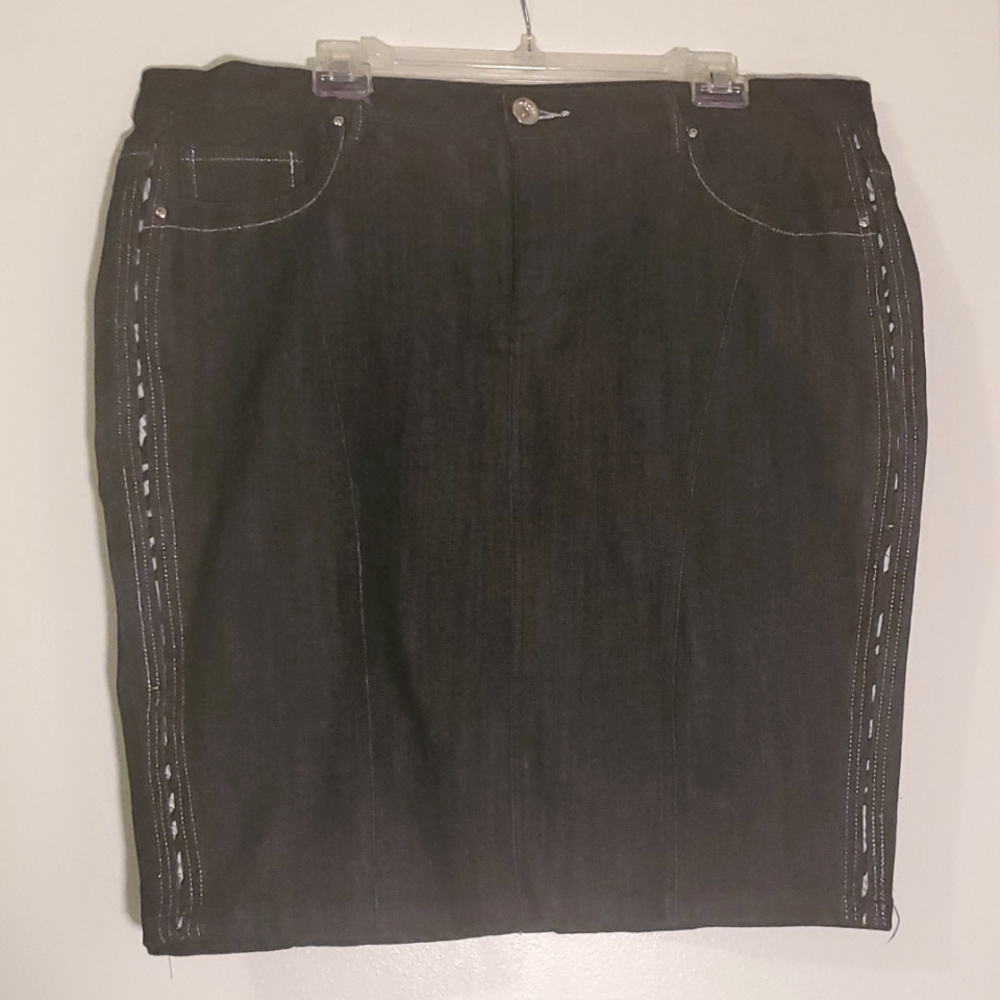 Boom Boom Jeans Dark Blue Denim Skirt size 2X